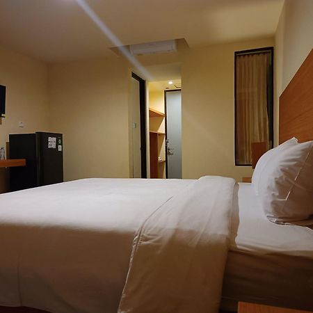 Kuta Living By Kamara Hotel Luaran gambar