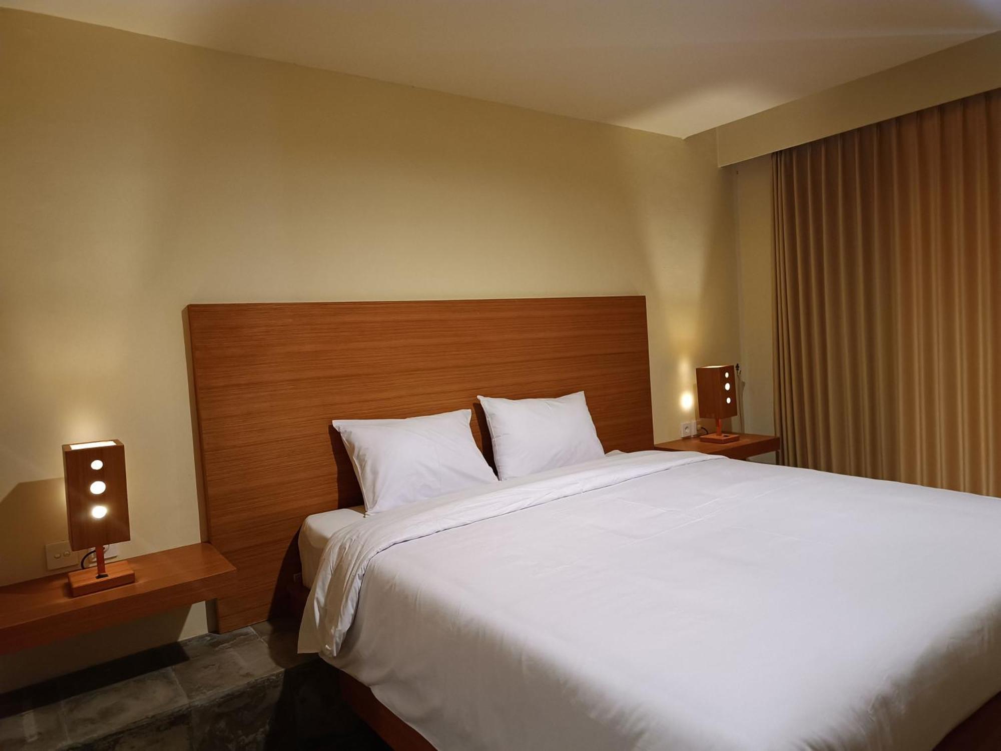 Kuta Living By Kamara Hotel Luaran gambar