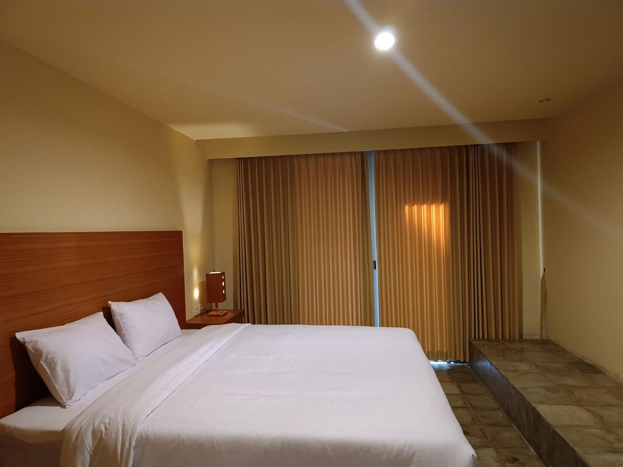 Kuta Living By Kamara Hotel Luaran gambar