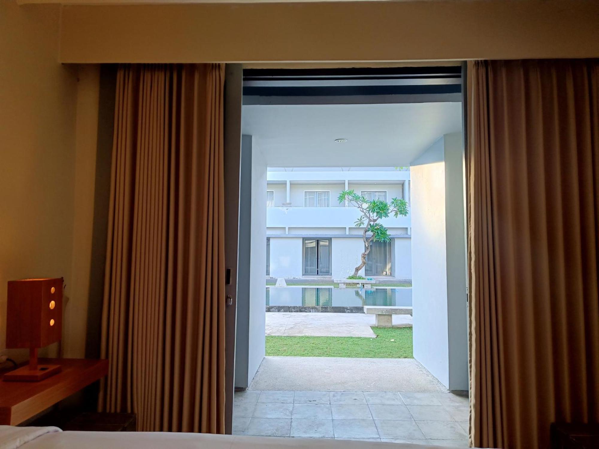 Kuta Living By Kamara Hotel Luaran gambar
